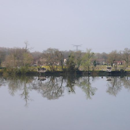 Songes Au Lit Du Fleuve Bed and Breakfast Cambes  Eksteriør billede