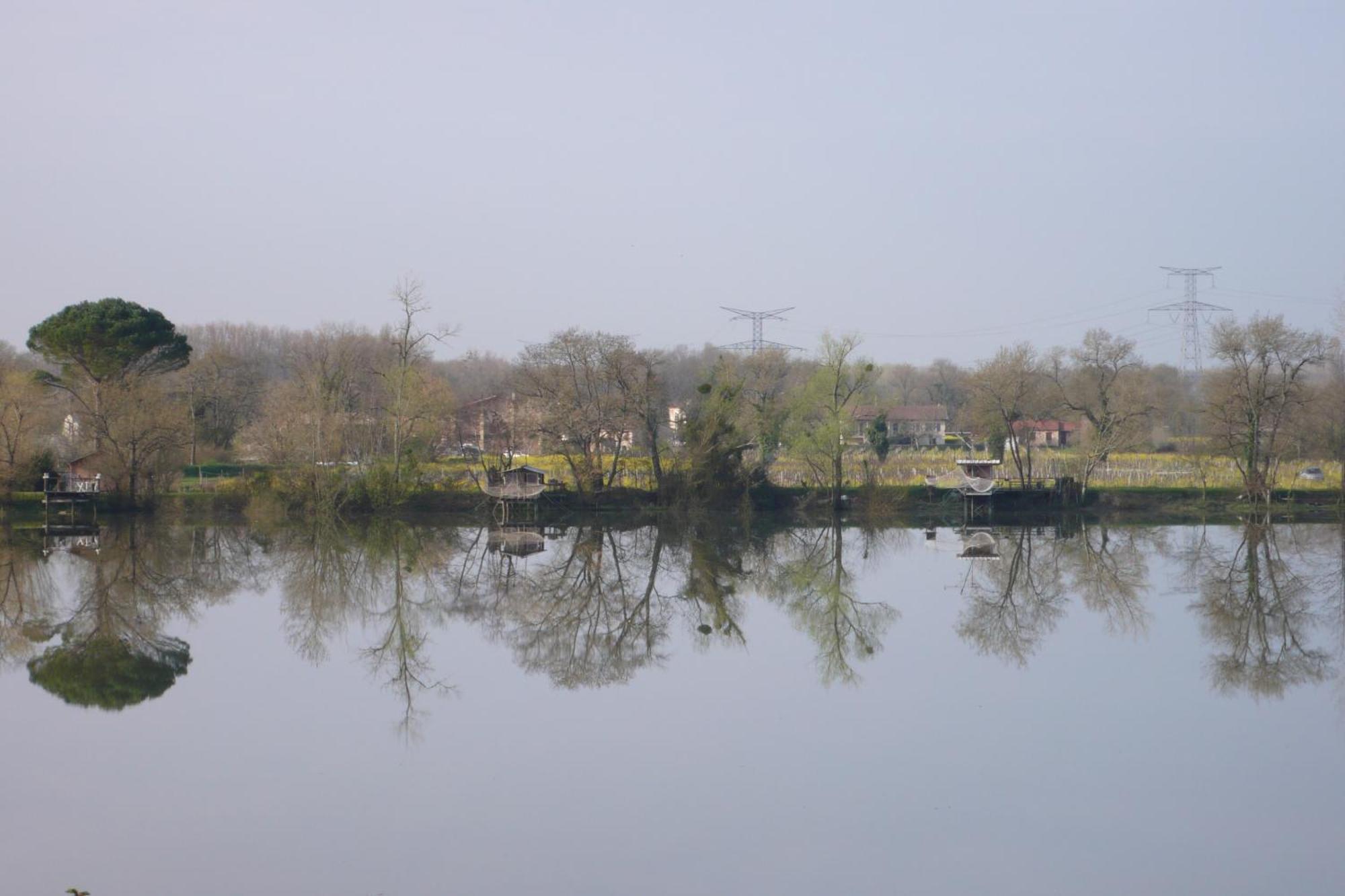 Songes Au Lit Du Fleuve Bed and Breakfast Cambes  Eksteriør billede